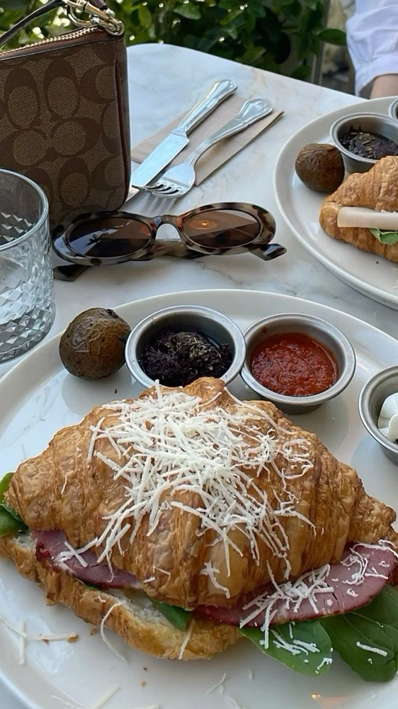 Selin tarafından yüklenen GIF