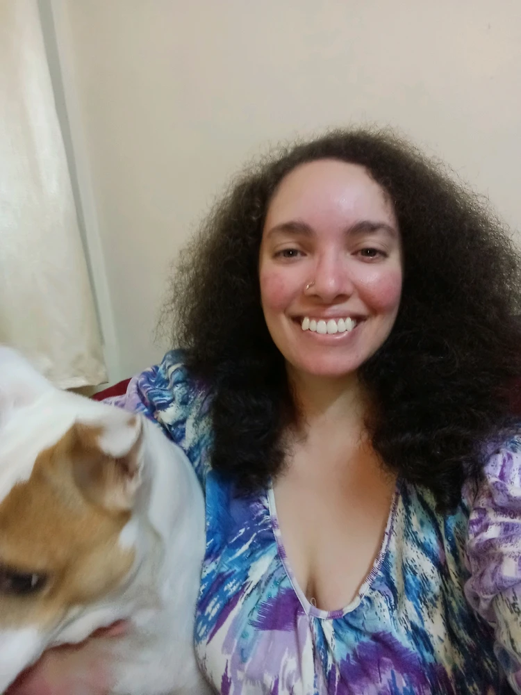 He's trying to run away from Paparazzi 🤣🤣🤣🐶📸