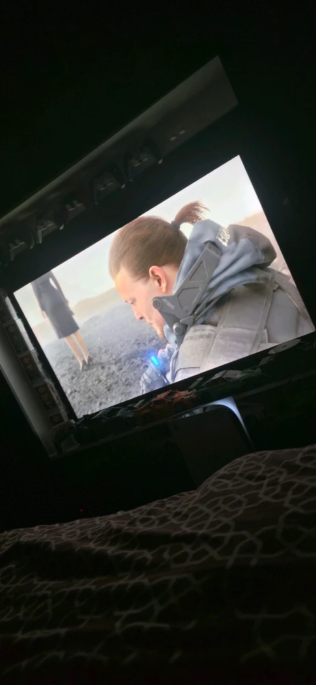 Après les platines de Resident Evil 2 et 3, je vais profiter du long week-end pour avancer un max sur Death Stranding 😃