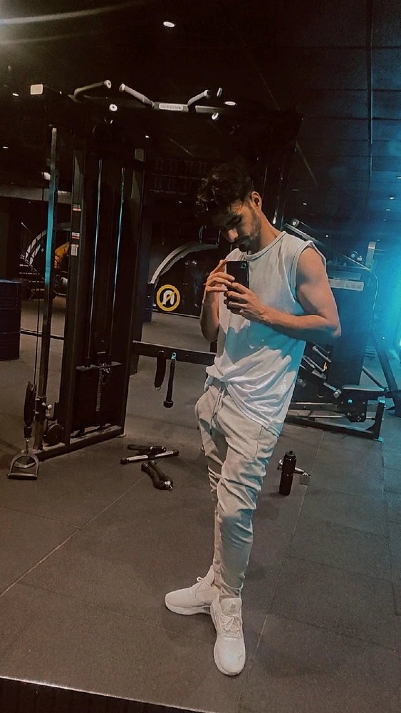 karan tarafından yüklenen GIF