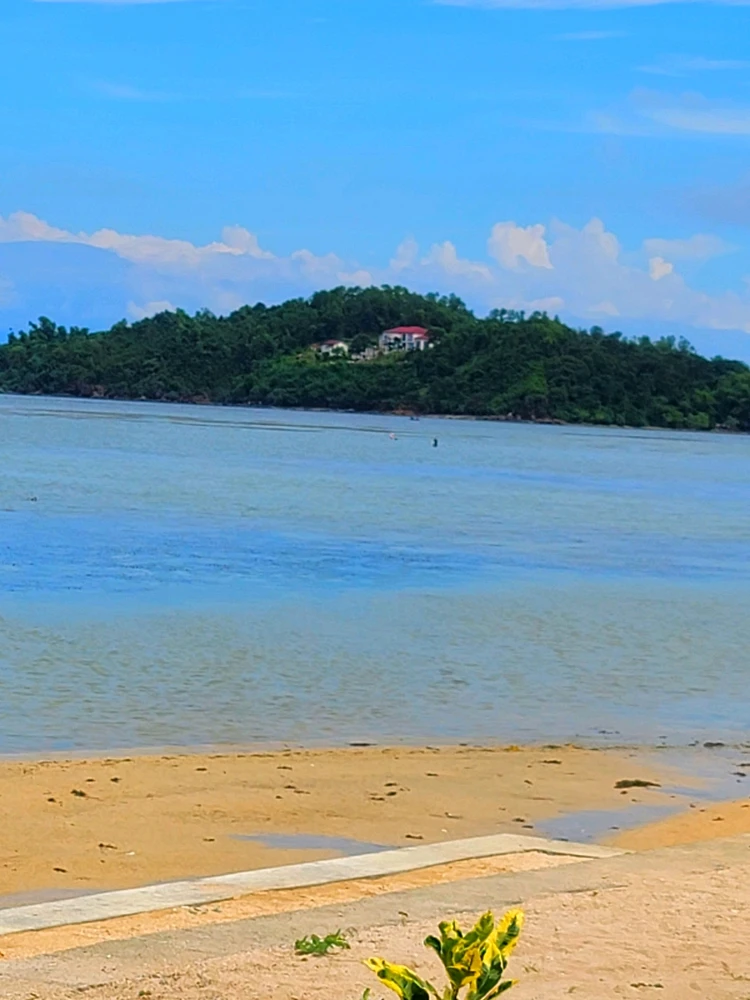 GIF uploaded by 🤍 Zia 🤍