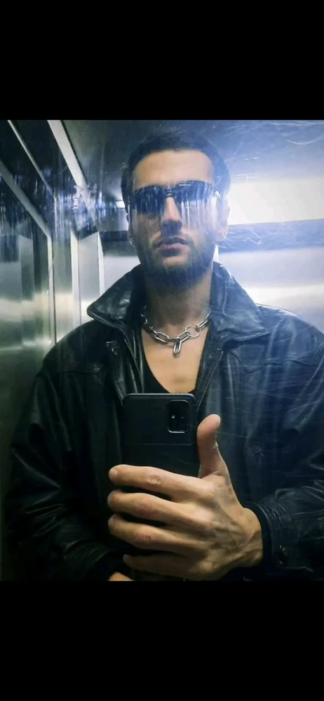 Burak tarafından yüklenen GIF