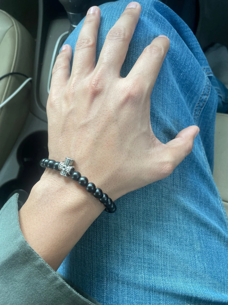 Empty hands anyone wanna hold ?