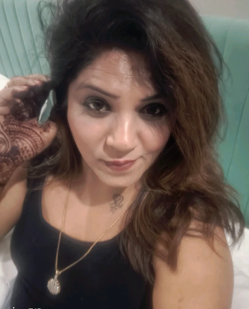 GIF uploaded by Simmy