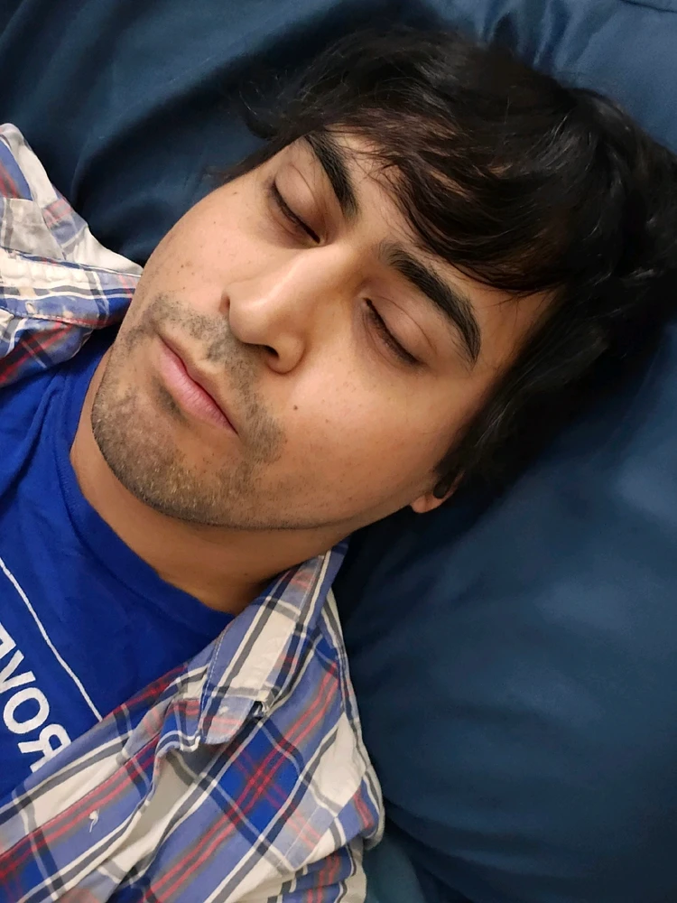 If I ever get angry or stressed I close my eyes and breath slowly to calm my nerves. Plus, I have a busy work week. How do you deal with stress?😵💫