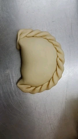 Para ustedes, del 1al 10 que tan difícil es hacer el repulgue de una empanada.