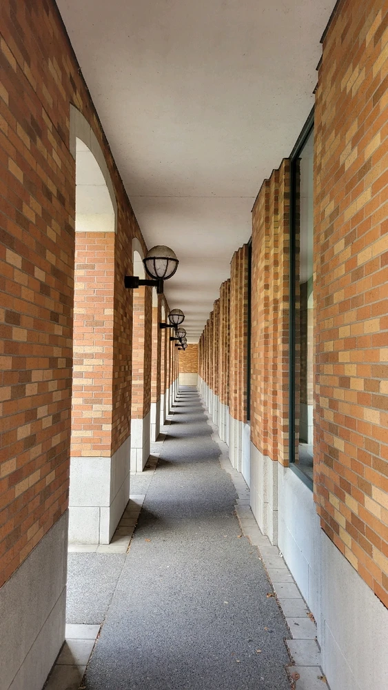 Reminded me of Platform 9¾