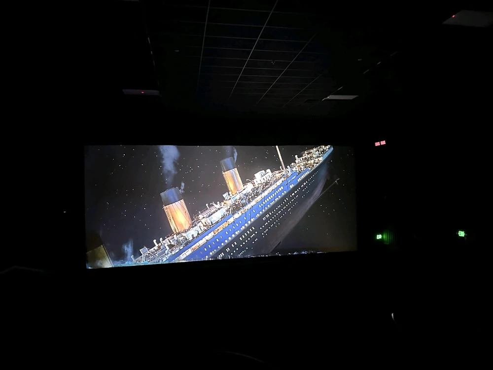 Qual foi o primeiro filme que vocês lembram de ter visto no cinema??