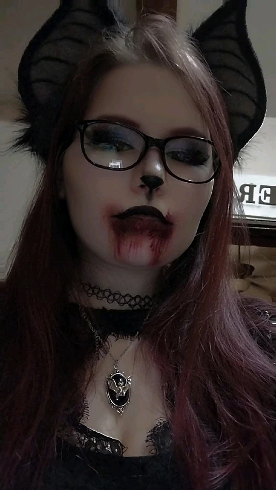 GIF uploaded by Miranda