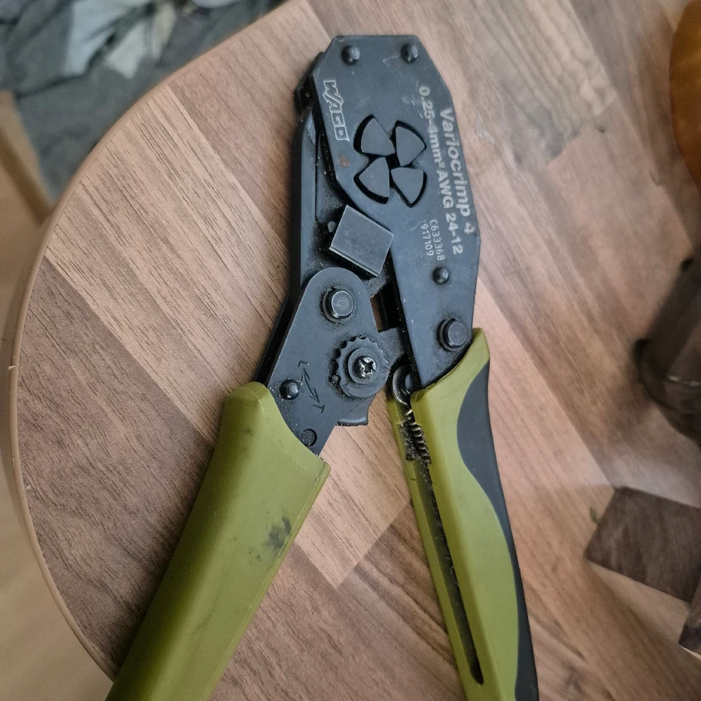 GIF hochgeladen von SauGeileMegaFritte