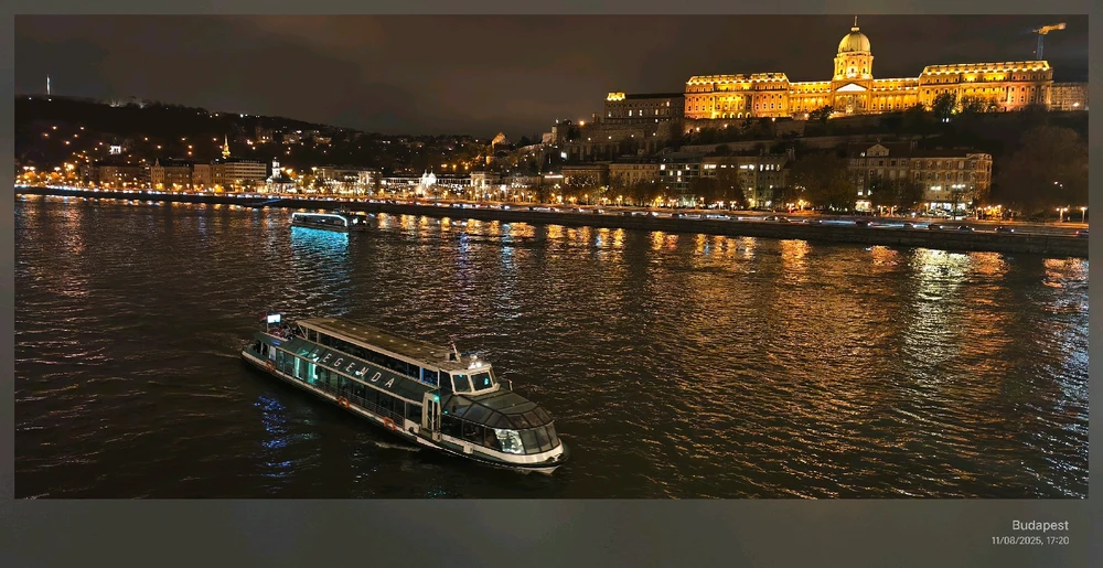 2 roads diverged in a blue river