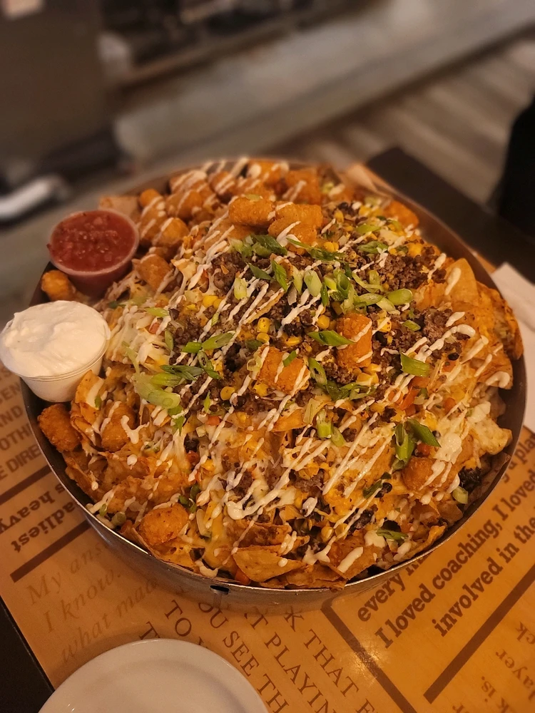 Biggest nachos ever 😍