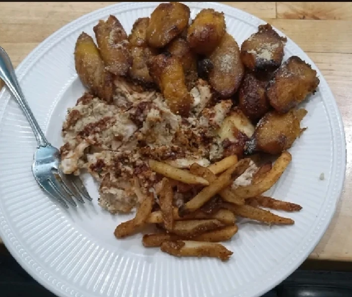 When it comes to food I am chaos 😂