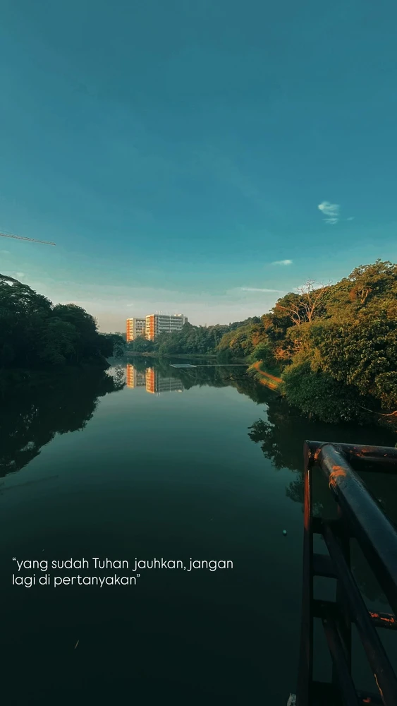 GIF diunggah oleh Fian