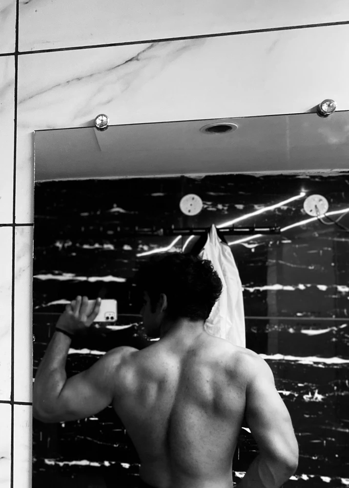 GIF diunggah dening M