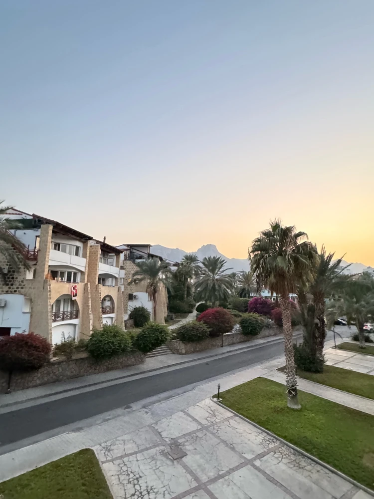 GIF uploaded by Hakan