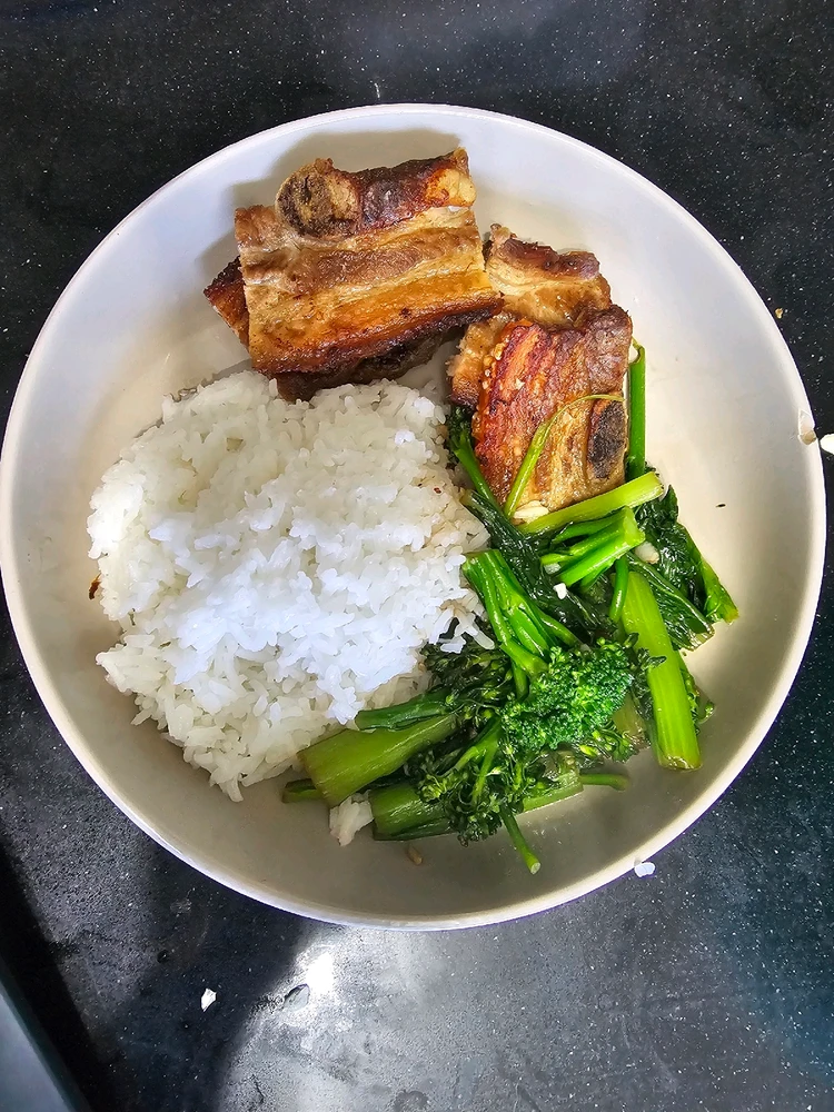Pork belly & greens stir-fry for dinner! 🥬🐖🔥