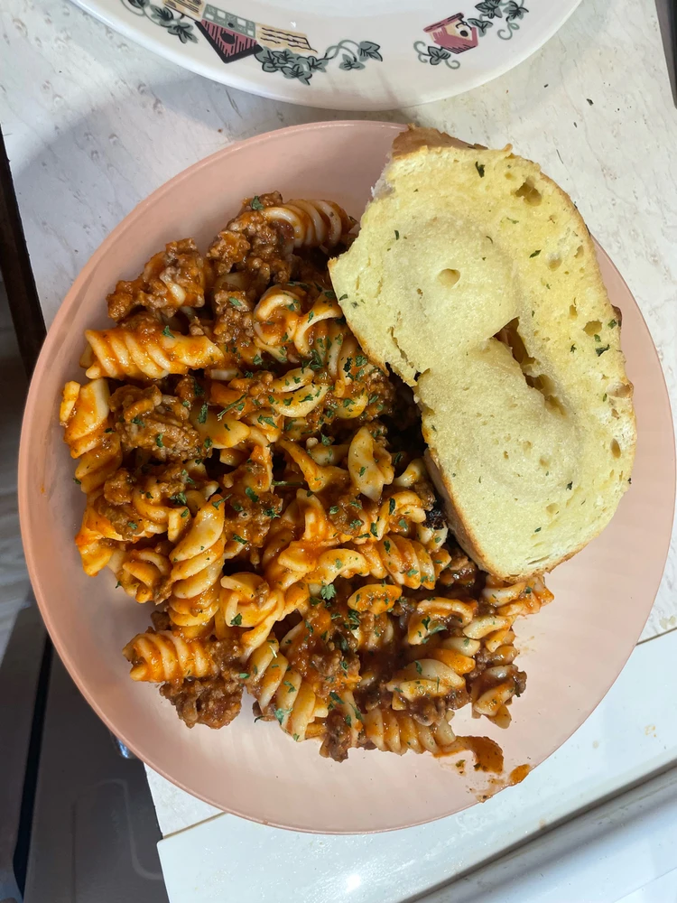 Homemade garlic butter bread and spaghetti