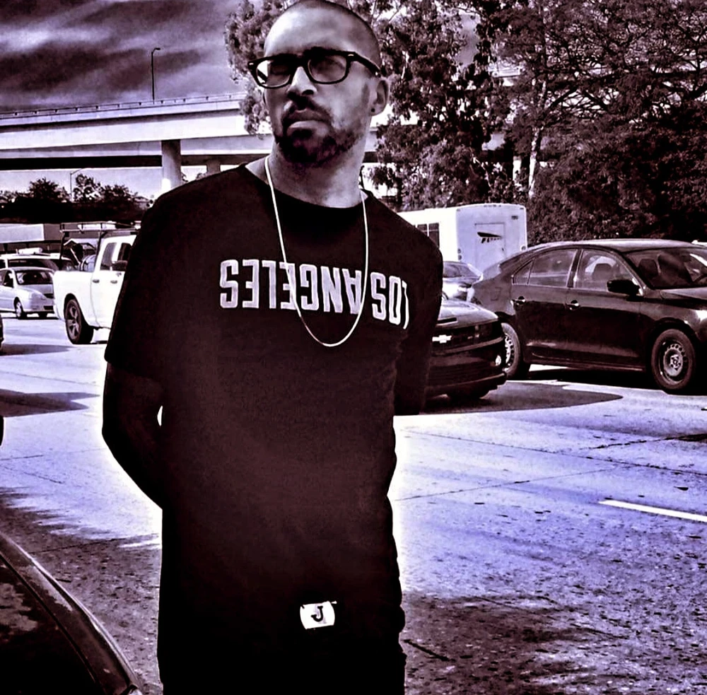 Single and bearing water