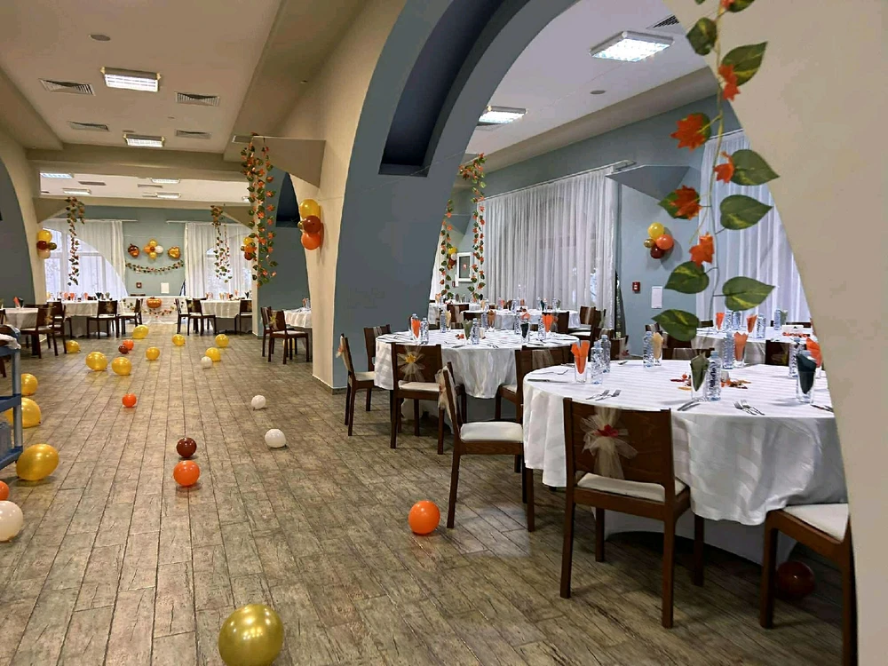 Качено от Самуил Samchester