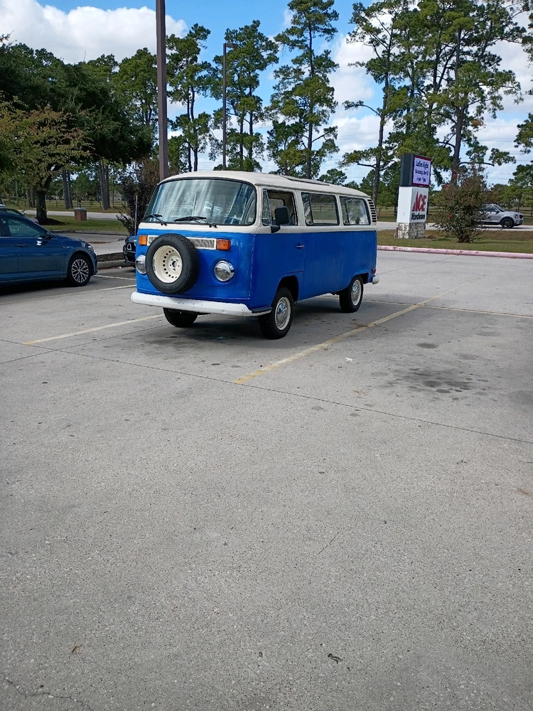 GIF uploaded by DeAnna