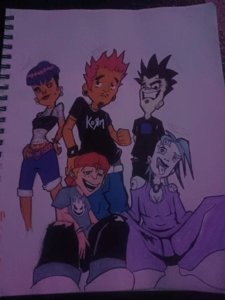 Messing around with some paint markers that have been collecting dust on my desk lol.