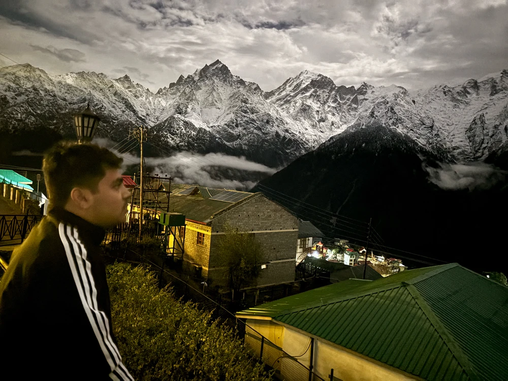 GIF uploaded by Shobhit Dwivedi