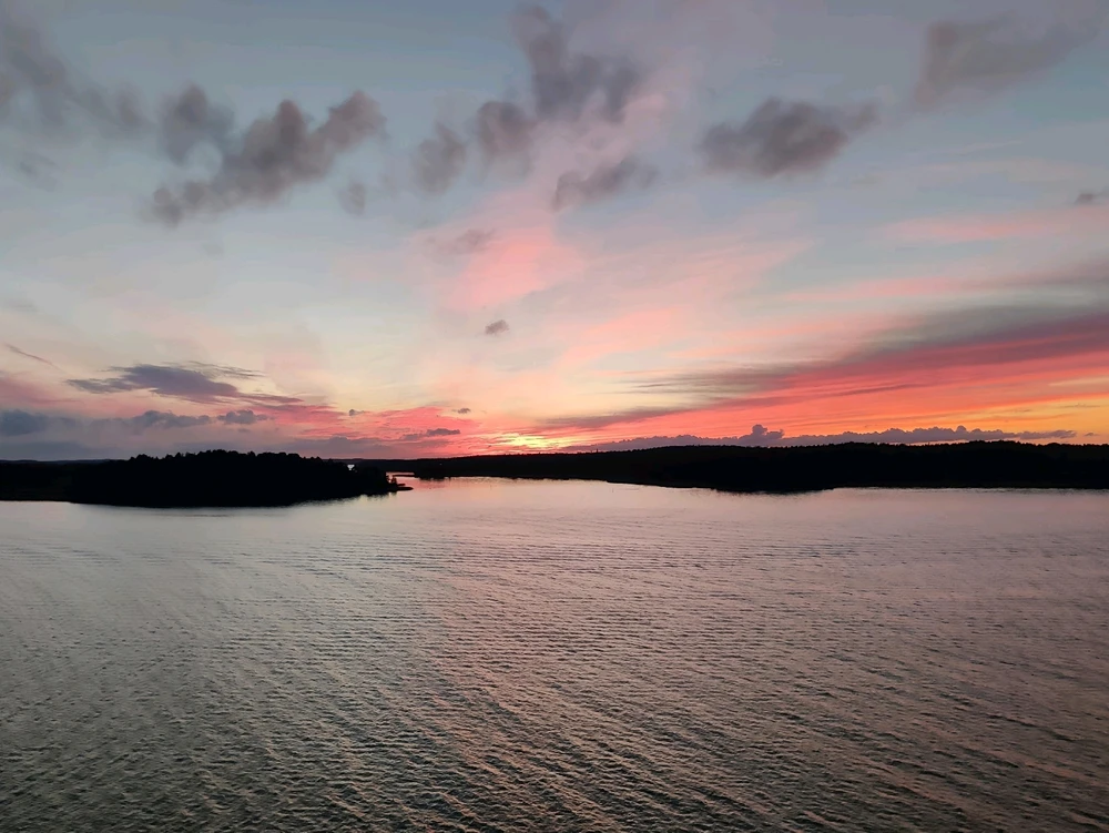 GIF-tiedoston lisäsi Joy