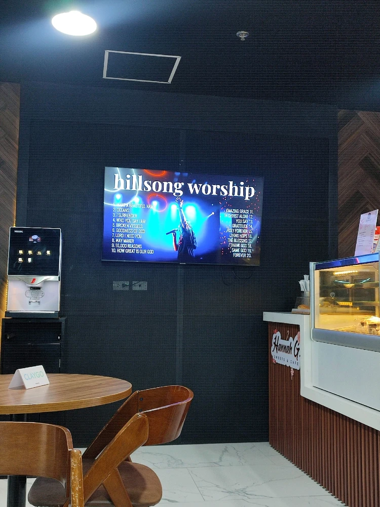 GIF uploaded by Capri