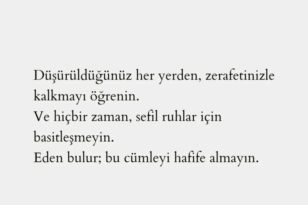 Saturnunkizi_ tarafından yüklenen GIF