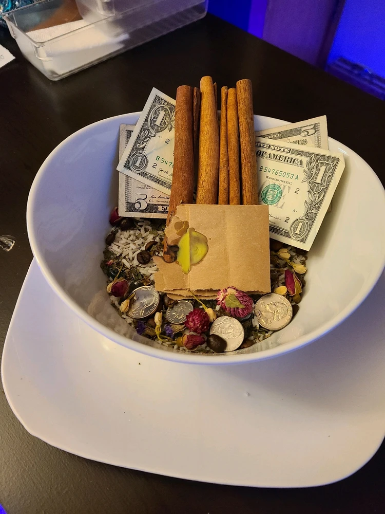 GIF uploaded by Jean