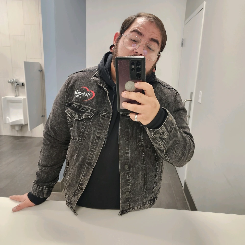 GIF uploaded by Luis