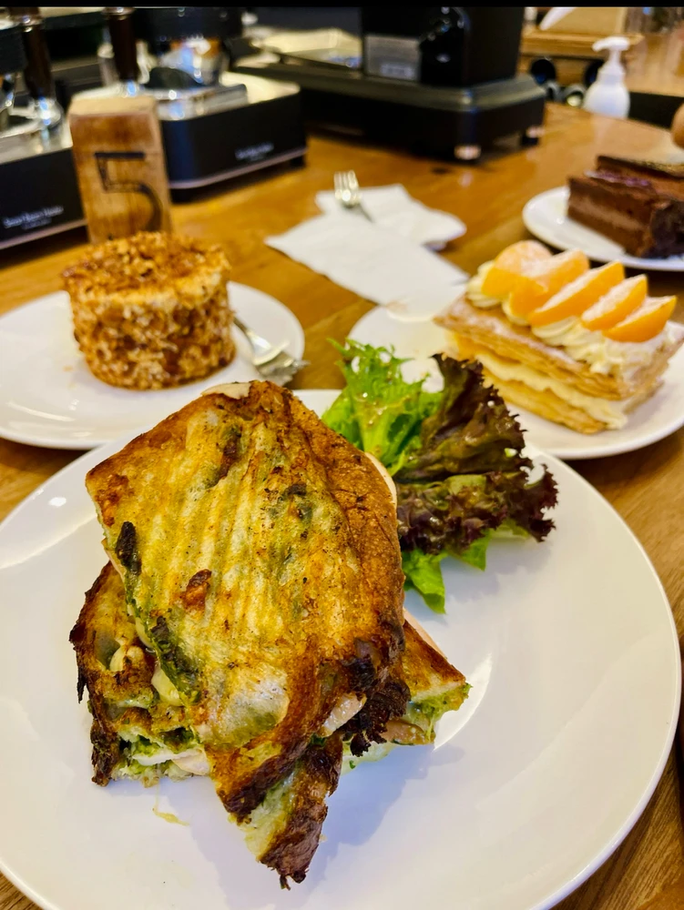 Happy Weekend to all❤️❤️