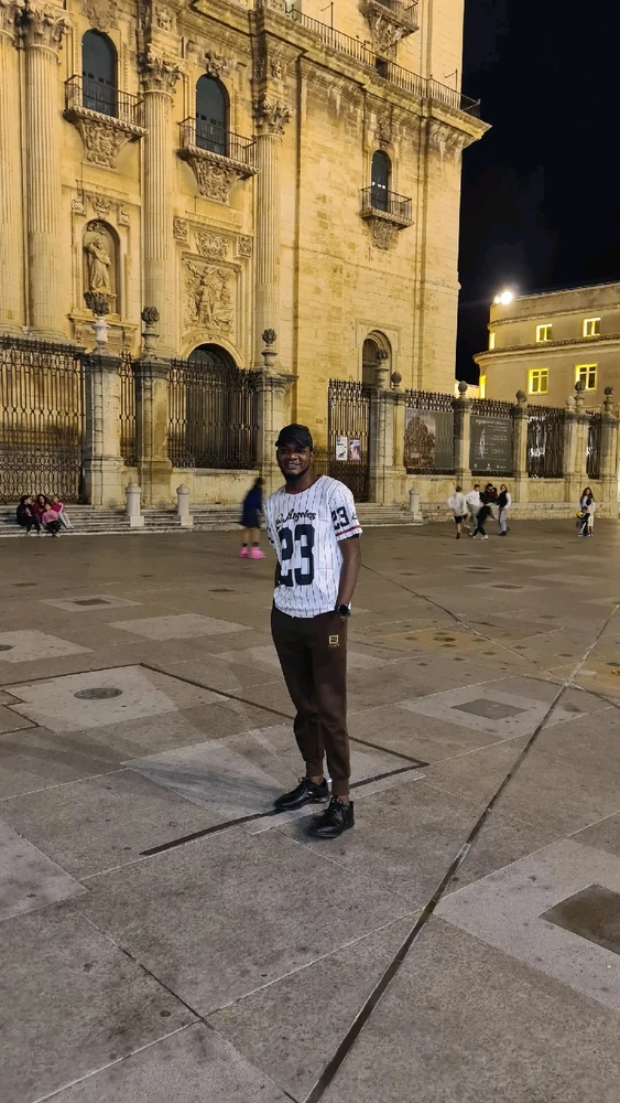 Abdoulie Jallow আপলোড করেছে