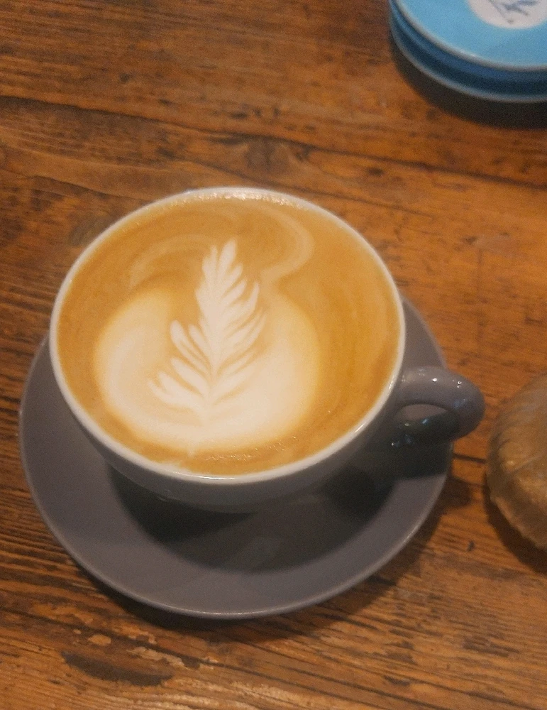 GIF uploaded by Black-eight-Unicorn