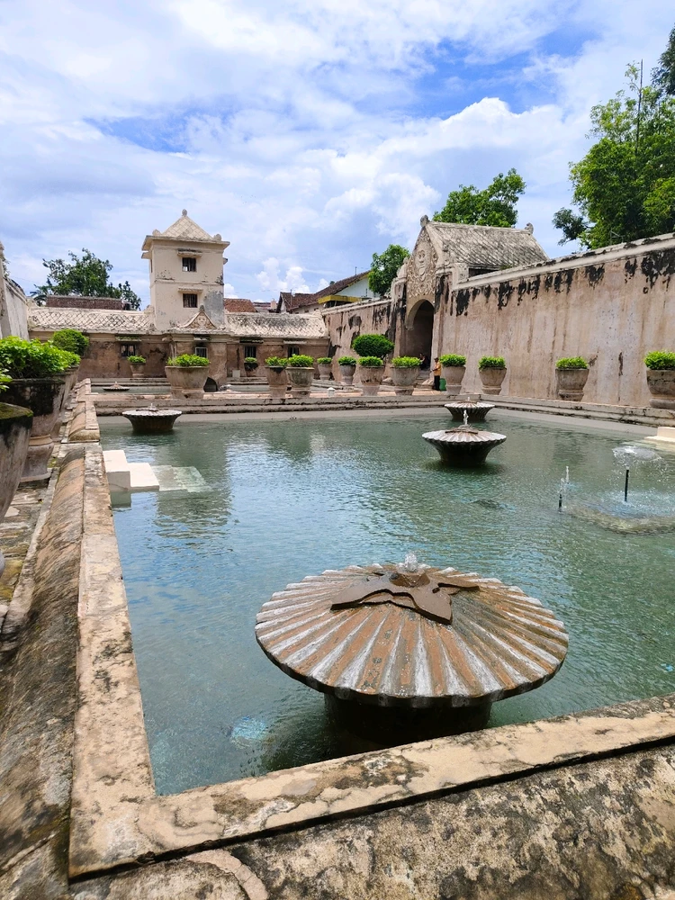 Image uploaded by Novia Putrie