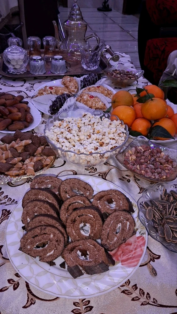 Is it just my family or do other ppl drink tea at night too?