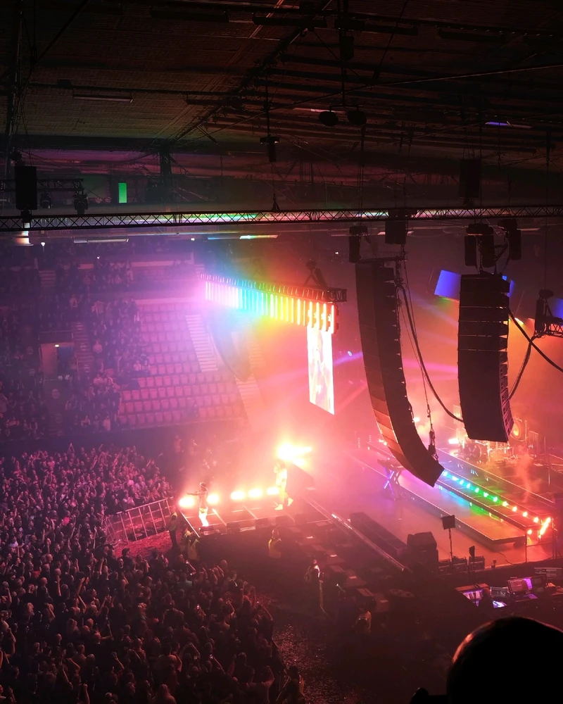 GIF uploaded by Artemis