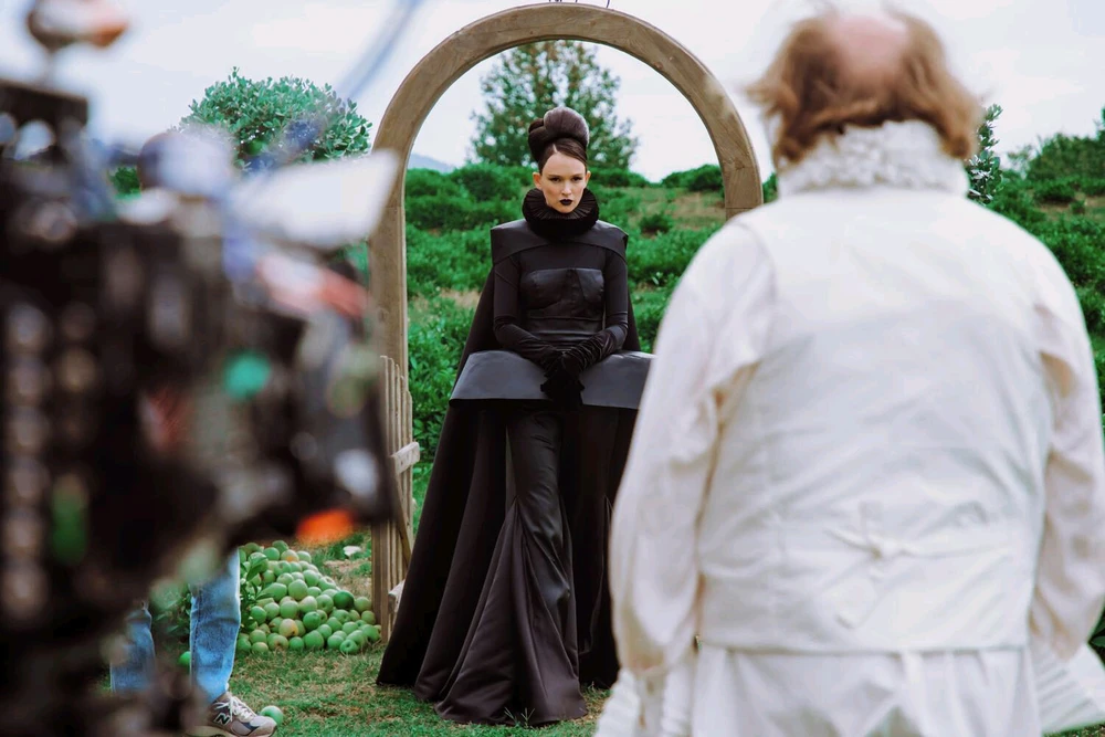 Чёрная королева (Паулина Андреева)