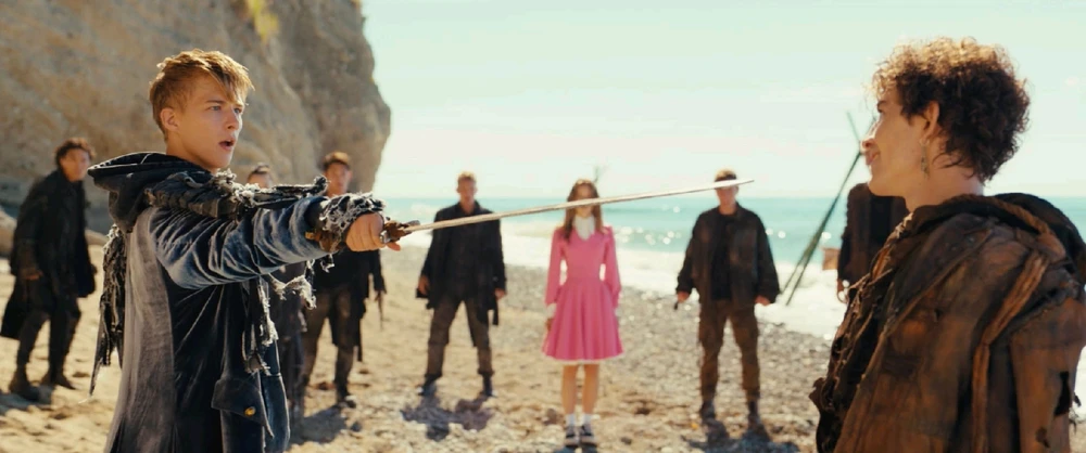 Сражение Додо (Олег Савостюк) и Попугая (Антон Кошман)