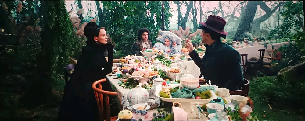 Бесконечный стол