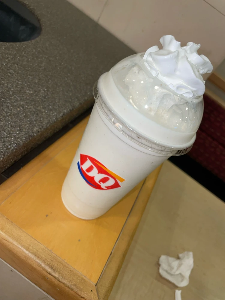 Deserved 5 stars βοΈ egg nog DQ