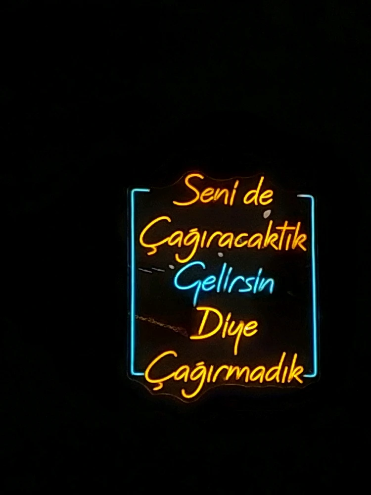 Kavrulmuş Badem tarafından yüklenen GIF