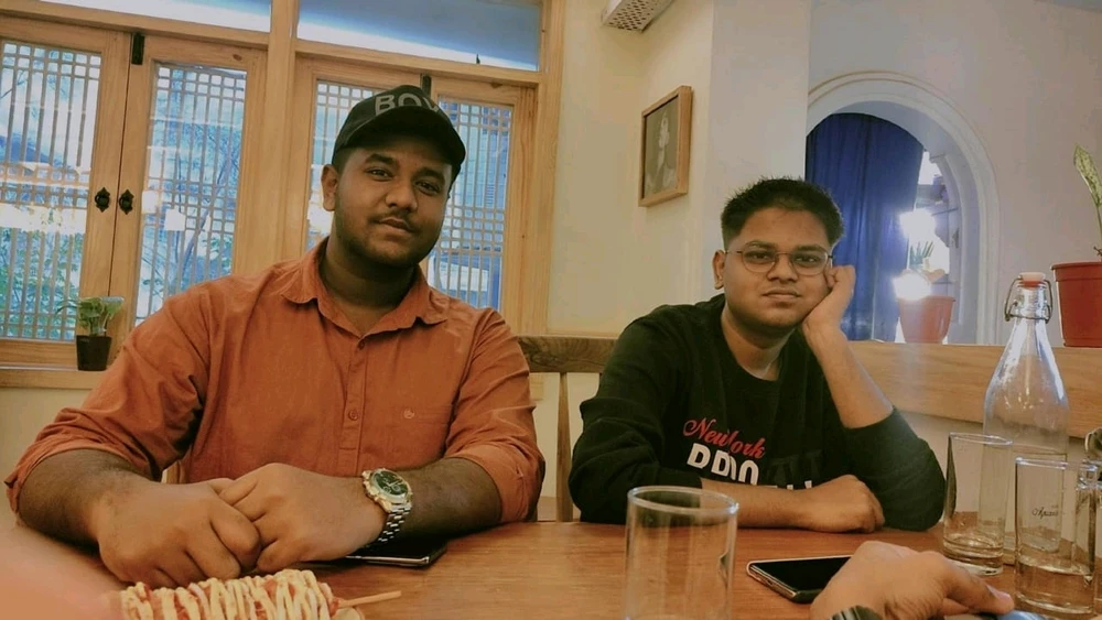 Duab xa los ntawm Sidharth Jaiswara