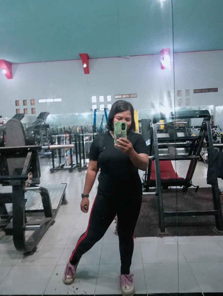 GIF uploaded by Agatha