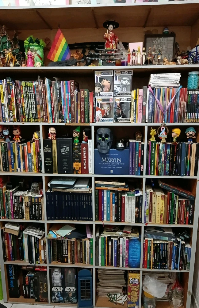 Só uns livrinhos...