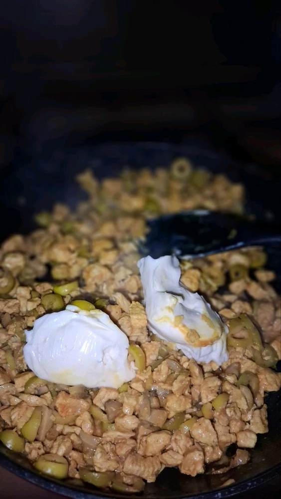 Cooking dinner 🍽️