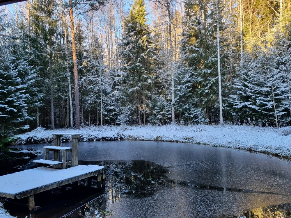 GIF uploaded by Aurora