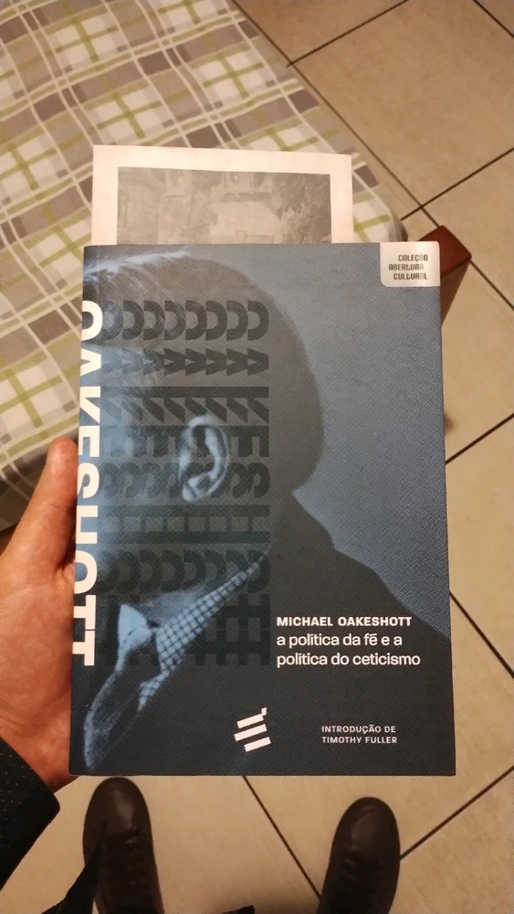 GIF uploaded by Bruno Tadeu Reis Matos