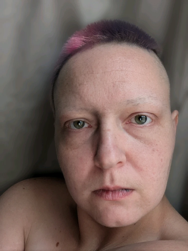 GIF uploaded by Anna